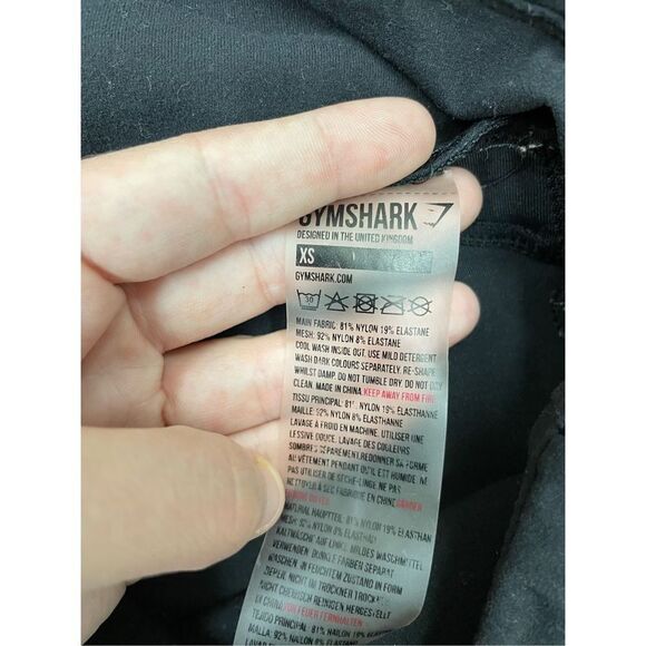 Gymshark Black Leggings with Mesh and Pockets - Picture 7 of 7